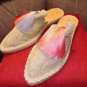 Silvia Cobos Sunrise. Stylish  Women's Mules with Colorful Tassels Size 10 NWOT